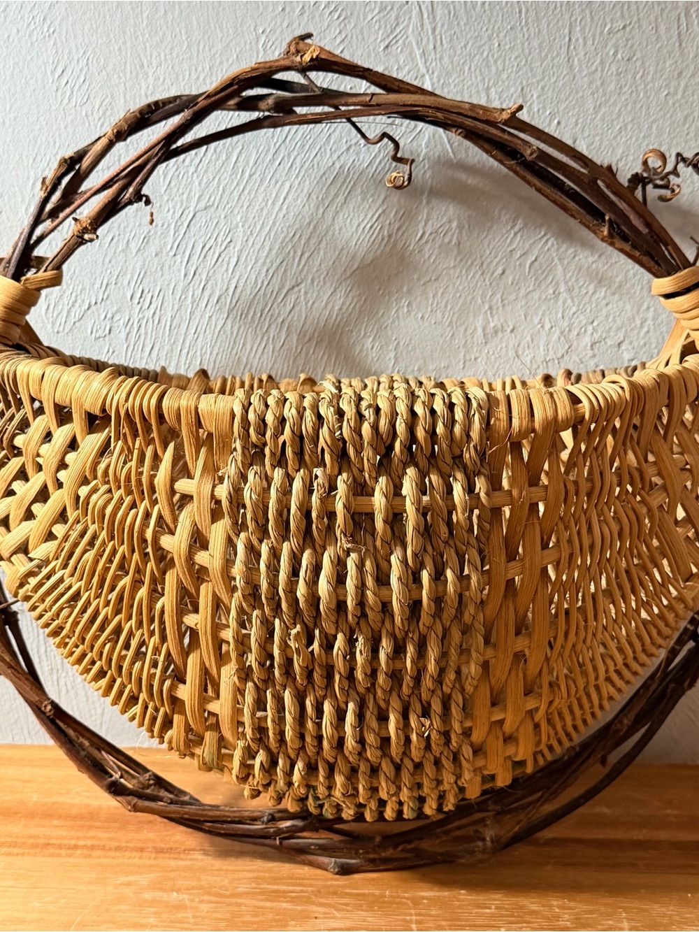 Vintage Handwoven Wicker Basket with Vine Handle - Natural Tan - Picture 3 of 11